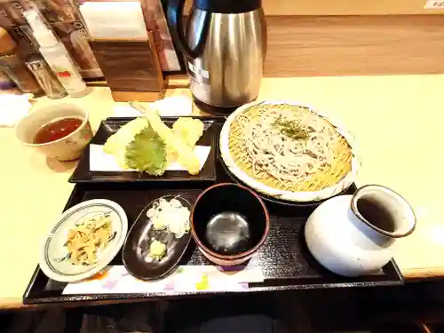 鶴岡八幡宮の周辺