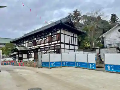 洲之崎稲荷神社の{uncategorized: "未分類", other: "その他", undefined: "問題あり", building: "その他建物", grave: "お墓", sacred_gate: "鳥居", guardian: "狛犬", statue: "像", buddha: "仏像", history: "歴史", nature: "自然", garden: "庭園", animal: "動物", pagoda: "塔", temizu: "手水舎", mountain_gate: "山門・神門", sanctuary: "本殿・本堂", subordinate: "末社・摂社", art: "芸術", scenery: "景色", jizo: "地蔵", ema: "絵馬", goshuin: "御朱印", omikuji: "おみくじ", items: "授与品その他", amulet: "お守り", goshuincho: "御朱印帳", eats: "食事", festival: "お祭り", votive_dance: "神楽", shichigosan: "七五三参", wedding: "結婚式", experience: "体験その他", initially: "初詣", around: "周辺", anti_infection: "感染症対策"}