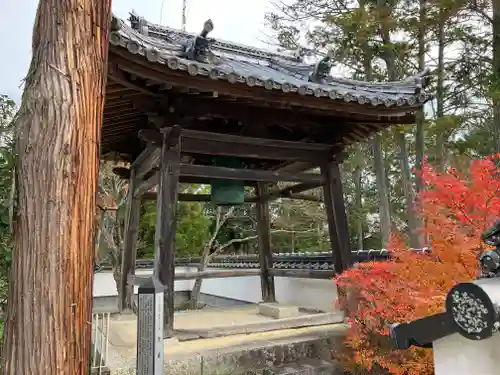 井山 宝福寺の建物その他