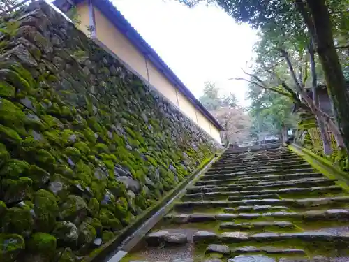 西明寺(滋賀県)