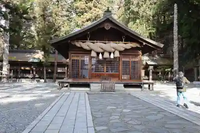 諏訪大社下社春宮(長野県)