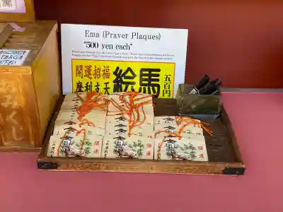 摩利支天 徳大寺の{uncategorized: "未分類", other: "その他", undefined: "問題あり", building: "その他建物", grave: "お墓", sacred_gate: "鳥居", guardian: "狛犬", statue: "像", buddha: "仏像", history: "歴史", nature: "自然", garden: "庭園", animal: "動物", pagoda: "塔", temizu: "手水舎", mountain_gate: "山門・神門", sanctuary: "本殿・本堂", subordinate: "末社・摂社", art: "芸術", scenery: "景色", jizo: "地蔵", ema: "絵馬", goshuin: "御朱印", omikuji: "おみくじ", items: "授与品その他", amulet: "お守り", goshuincho: "御朱印帳", eats: "食事", festival: "お祭り", votive_dance: "神楽", shichigosan: "七五三参", wedding: "結婚式", experience: "体験その他", initially: "初詣", around: "周辺", anti_infection: "感染症対策"}