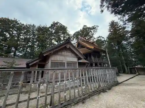 須佐神社の{uncategorized: "未分類", other: "その他", undefined: "問題あり", building: "その他建物", grave: "お墓", sacred_gate: "鳥居", guardian: "狛犬", statue: "像", buddha: "仏像", history: "歴史", nature: "自然", garden: "庭園", animal: "動物", pagoda: "塔", temizu: "手水舎", mountain_gate: "山門・神門", sanctuary: "本殿・本堂", subordinate: "末社・摂社", art: "芸術", scenery: "景色", jizo: "地蔵", ema: "絵馬", goshuin: "御朱印", omikuji: "おみくじ", items: "授与品その他", amulet: "お守り", goshuincho: "御朱印帳", eats: "食事", festival: "お祭り", votive_dance: "神楽", shichigosan: "七五三参", wedding: "結婚式", experience: "体験その他", initially: "初詣", around: "周辺", anti_infection: "感染症対策"}
