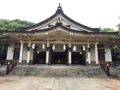 湊川神社の本殿・本堂