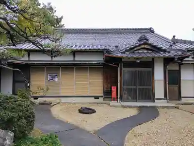 秋葉寺の本殿・本堂