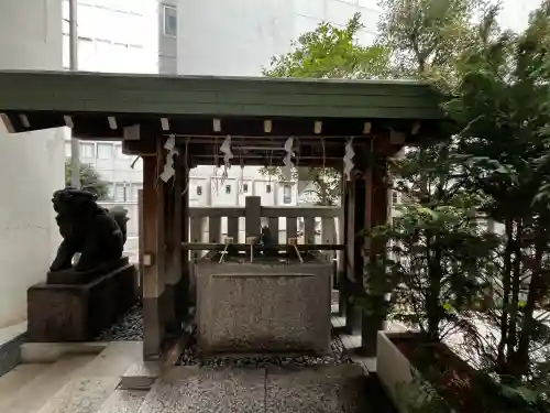 築土神社の{uncategorized: "未分類", other: "その他", undefined: "問題あり", building: "その他建物", grave: "お墓", sacred_gate: "鳥居", guardian: "狛犬", statue: "像", buddha: "仏像", history: "歴史", nature: "自然", garden: "庭園", animal: "動物", pagoda: "塔", temizu: "手水舎", mountain_gate: "山門・神門", sanctuary: "本殿・本堂", subordinate: "末社・摂社", art: "芸術", scenery: "景色", jizo: "地蔵", ema: "絵馬", goshuin: "御朱印", omikuji: "おみくじ", items: "授与品その他", amulet: "お守り", goshuincho: "御朱印帳", eats: "食事", festival: "お祭り", votive_dance: "神楽", shichigosan: "七五三参", wedding: "結婚式", experience: "体験その他", initially: "初詣", around: "周辺", anti_infection: "感染症対策"}