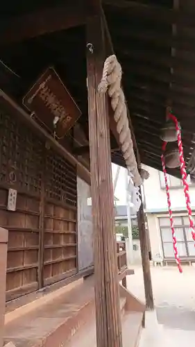 尾曳稲荷神社の本殿・本堂