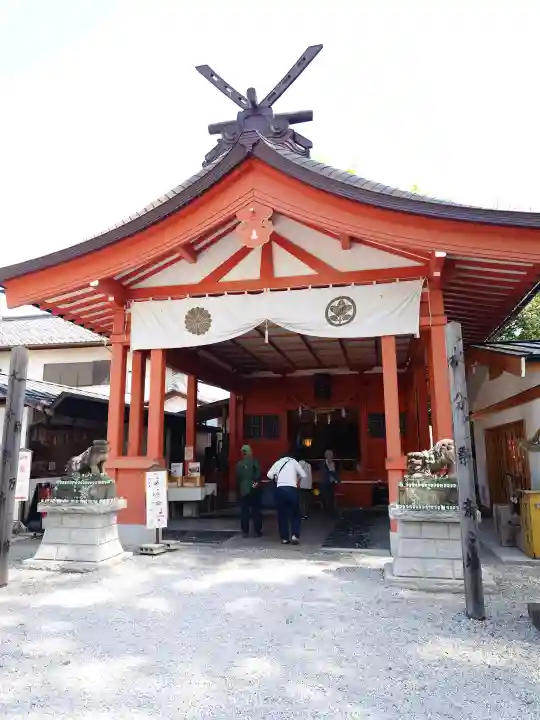 秩父今宮神社の{uncategorized: "未分類", other: "その他", undefined: "問題あり", building: "その他建物", grave: "お墓", sacred_gate: "鳥居", guardian: "狛犬", statue: "像", buddha: "仏像", history: "歴史", nature: "自然", garden: "庭園", animal: "動物", pagoda: "塔", temizu: "手水舎", mountain_gate: "山門・神門", sanctuary: "本殿・本堂", subordinate: "末社・摂社", art: "芸術", scenery: "景色", jizo: "地蔵", ema: "絵馬", goshuin: "御朱印", omikuji: "おみくじ", items: "授与品その他", amulet: "お守り", goshuincho: "御朱印帳", eats: "食事", festival: "お祭り", votive_dance: "神楽", shichigosan: "七五三参", wedding: "結婚式", experience: "体験その他", initially: "初詣", around: "周辺", anti_infection: "感染症対策"}