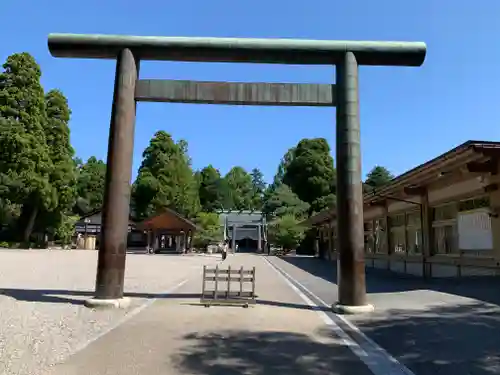 射水神社の鳥居