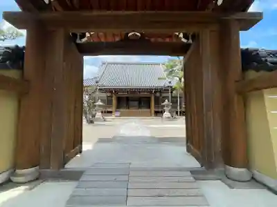 専明寺の{uncategorized: "未分類", other: "その他", undefined: "問題あり", building: "その他建物", grave: "お墓", sacred_gate: "鳥居", guardian: "狛犬", statue: "像", buddha: "仏像", history: "歴史", nature: "自然", garden: "庭園", animal: "動物", pagoda: "塔", temizu: "手水舎", mountain_gate: "山門・神門", sanctuary: "本殿・本堂", subordinate: "末社・摂社", art: "芸術", scenery: "景色", jizo: "地蔵", ema: "絵馬", goshuin: "御朱印", omikuji: "おみくじ", items: "授与品その他", amulet: "お守り", goshuincho: "御朱印帳", eats: "食事", festival: "お祭り", votive_dance: "神楽", shichigosan: "七五三参", wedding: "結婚式", experience: "体験その他", initially: "初詣", around: "周辺", anti_infection: "感染症対策"}