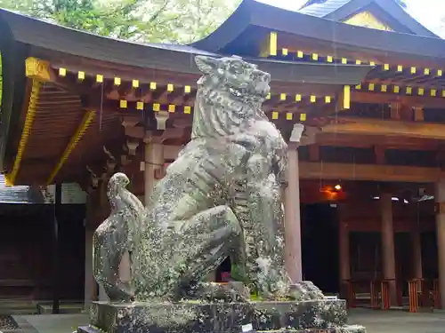 岐阜護國神社の狛犬