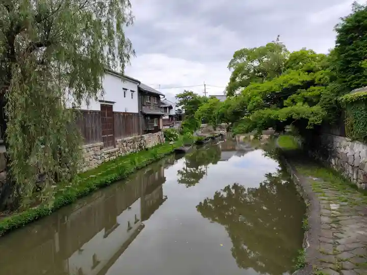 日牟禮八幡宮の周辺