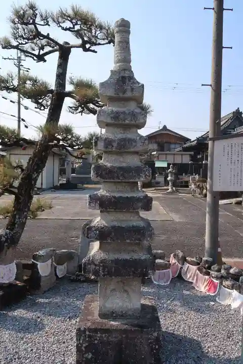 駕輿丁地蔵堂(滋賀県)