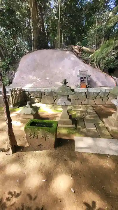 猿田神社の{uncategorized: "未分類", other: "その他", undefined: "問題あり", building: "その他建物", grave: "お墓", sacred_gate: "鳥居", guardian: "狛犬", statue: "像", buddha: "仏像", history: "歴史", nature: "自然", garden: "庭園", animal: "動物", pagoda: "塔", temizu: "手水舎", mountain_gate: "山門・神門", sanctuary: "本殿・本堂", subordinate: "末社・摂社", art: "芸術", scenery: "景色", jizo: "地蔵", ema: "絵馬", goshuin: "御朱印", omikuji: "おみくじ", items: "授与品その他", amulet: "お守り", goshuincho: "御朱印帳", eats: "食事", festival: "お祭り", votive_dance: "神楽", shichigosan: "七五三参", wedding: "結婚式", experience: "体験その他", initially: "初詣", around: "周辺", anti_infection: "感染症対策"}