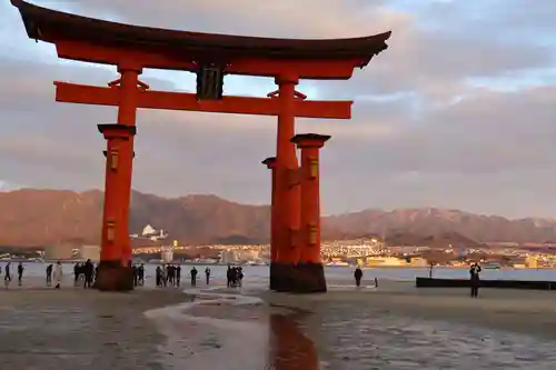 厳島神社(広島県)