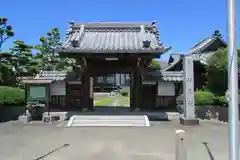 妙泰寺の山門