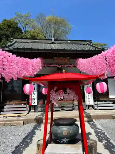 寺岡山元三大師の{uncategorized: "未分類", other: "その他", undefined: "問題あり", building: "その他建物", grave: "お墓", sacred_gate: "鳥居", guardian: "狛犬", statue: "像", buddha: "仏像", history: "歴史", nature: "自然", garden: "庭園", animal: "動物", pagoda: "塔", temizu: "手水舎", mountain_gate: "山門・神門", sanctuary: "本殿・本堂", subordinate: "末社・摂社", art: "芸術", scenery: "景色", jizo: "地蔵", ema: "絵馬", goshuin: "御朱印", omikuji: "おみくじ", items: "授与品その他", amulet: "お守り", goshuincho: "御朱印帳", eats: "食事", festival: "お祭り", votive_dance: "神楽", shichigosan: "七五三参", wedding: "結婚式", experience: "体験その他", initially: "初詣", around: "周辺", anti_infection: "感染症対策"}