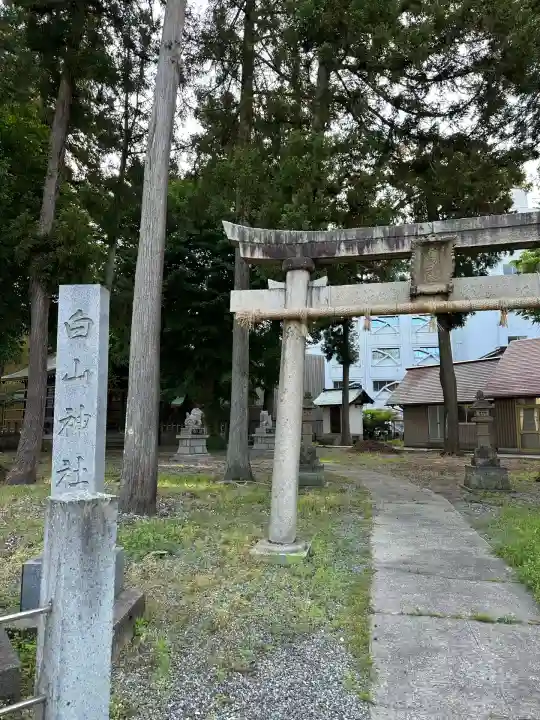 白山神社(福井県)