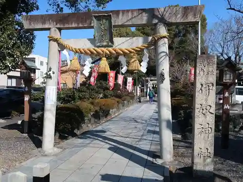 伊奴神社の鳥居