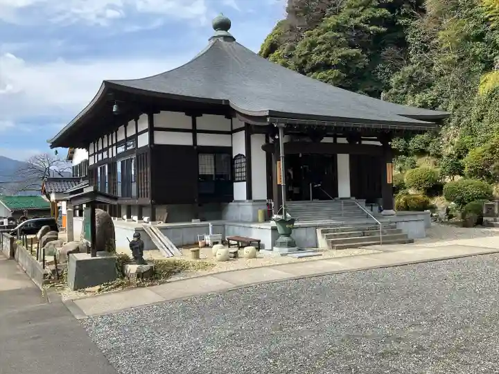 金前寺の本殿・本堂