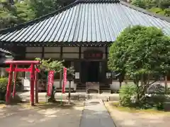 香積寺の本殿