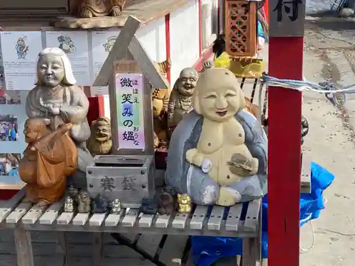 法霊山龗神社の像