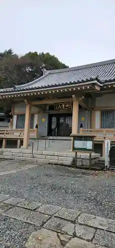 金乗院(目白不動尊)の{uncategorized: "未分類", other: "その他", undefined: "問題あり", building: "その他建物", grave: "お墓", sacred_gate: "鳥居", guardian: "狛犬", statue: "像", buddha: "仏像", history: "歴史", nature: "自然", garden: "庭園", animal: "動物", pagoda: "塔", temizu: "手水舎", mountain_gate: "山門・神門", sanctuary: "本殿・本堂", subordinate: "末社・摂社", art: "芸術", scenery: "景色", jizo: "地蔵", ema: "絵馬", goshuin: "御朱印", omikuji: "おみくじ", items: "授与品その他", amulet: "お守り", goshuincho: "御朱印帳", eats: "食事", festival: "お祭り", votive_dance: "神楽", shichigosan: "七五三参", wedding: "結婚式", experience: "体験その他", initially: "初詣", around: "周辺", anti_infection: "感染症対策"}