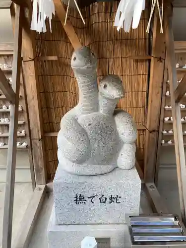 蛇窪神社の狛犬