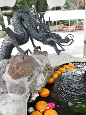 出雲大社相模分祠の手水舎