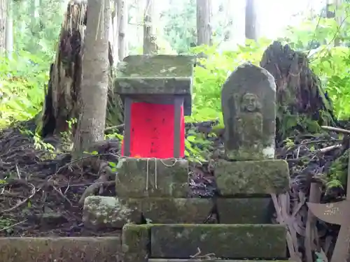 高倉神社の末社