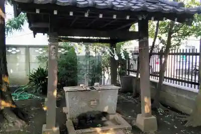 下石神井御嶽神社の手水舎