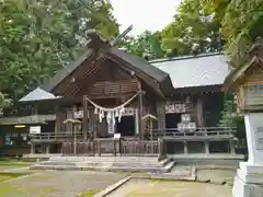 神明社の本殿