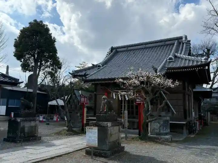 龍ケ崎八坂神社の{uncategorized: "未分類", other: "その他", undefined: "問題あり", building: "その他建物", grave: "お墓", sacred_gate: "鳥居", guardian: "狛犬", statue: "像", buddha: "仏像", history: "歴史", nature: "自然", garden: "庭園", animal: "動物", pagoda: "塔", temizu: "手水舎", mountain_gate: "山門・神門", sanctuary: "本殿・本堂", subordinate: "末社・摂社", art: "芸術", scenery: "景色", jizo: "地蔵", ema: "絵馬", goshuin: "御朱印", omikuji: "おみくじ", items: "授与品その他", amulet: "お守り", goshuincho: "御朱印帳", eats: "食事", festival: "お祭り", votive_dance: "神楽", shichigosan: "七五三参", wedding: "結婚式", experience: "体験その他", initially: "初詣", around: "周辺", anti_infection: "感染症対策"}