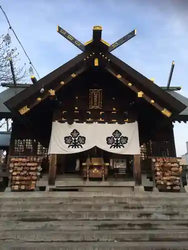 札幌諏訪神社の本殿・本堂