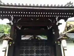 御寺 泉涌寺の山門