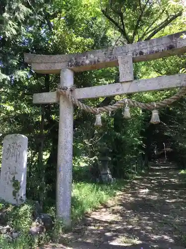 吉部八幡宮の鳥居