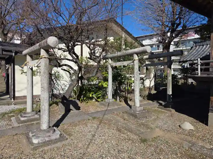 六月八幡神社(東京都)