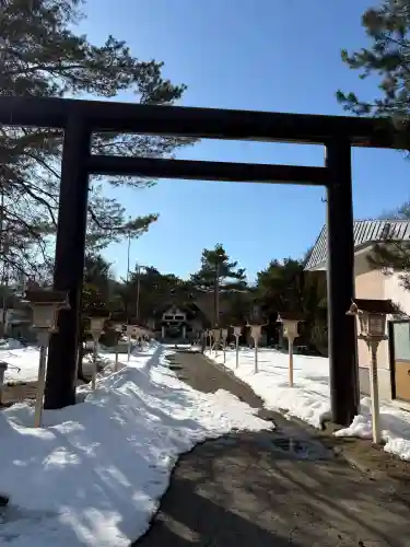 赤平神社の{uncategorized: "未分類", other: "その他", undefined: "問題あり", building: "その他建物", grave: "お墓", sacred_gate: "鳥居", guardian: "狛犬", statue: "像", buddha: "仏像", history: "歴史", nature: "自然", garden: "庭園", animal: "動物", pagoda: "塔", temizu: "手水舎", mountain_gate: "山門・神門", sanctuary: "本殿・本堂", subordinate: "末社・摂社", art: "芸術", scenery: "景色", jizo: "地蔵", ema: "絵馬", goshuin: "御朱印", omikuji: "おみくじ", items: "授与品その他", amulet: "お守り", goshuincho: "御朱印帳", eats: "食事", festival: "お祭り", votive_dance: "神楽", shichigosan: "七五三参", wedding: "結婚式", experience: "体験その他", initially: "初詣", around: "周辺", anti_infection: "感染症対策"}
