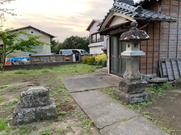 中里八坂神社のその他建物