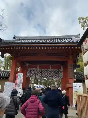 西宮神社の山門