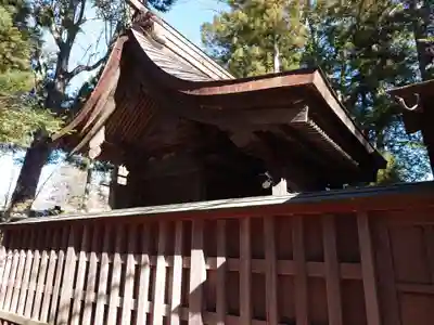 逸見神社の本殿・本堂