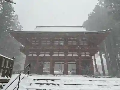 壇上伽藍の{uncategorized: "未分類", other: "その他", undefined: "問題あり", building: "その他建物", grave: "お墓", sacred_gate: "鳥居", guardian: "狛犬", statue: "像", buddha: "仏像", history: "歴史", nature: "自然", garden: "庭園", animal: "動物", pagoda: "塔", temizu: "手水舎", mountain_gate: "山門・神門", sanctuary: "本殿・本堂", subordinate: "末社・摂社", art: "芸術", scenery: "景色", jizo: "地蔵", ema: "絵馬", goshuin: "御朱印", omikuji: "おみくじ", items: "授与品その他", amulet: "お守り", goshuincho: "御朱印帳", eats: "食事", festival: "お祭り", votive_dance: "神楽", shichigosan: "七五三参", wedding: "結婚式", experience: "体験その他", initially: "初詣", around: "周辺", anti_infection: "感染症対策"}
