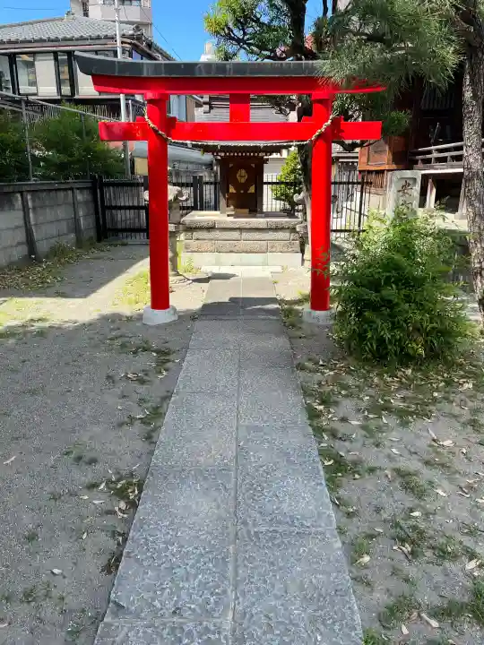 安方神社の{uncategorized: "未分類", other: "その他", undefined: "問題あり", building: "その他建物", grave: "お墓", sacred_gate: "鳥居", guardian: "狛犬", statue: "像", buddha: "仏像", history: "歴史", nature: "自然", garden: "庭園", animal: "動物", pagoda: "塔", temizu: "手水舎", mountain_gate: "山門・神門", sanctuary: "本殿・本堂", subordinate: "末社・摂社", art: "芸術", scenery: "景色", jizo: "地蔵", ema: "絵馬", goshuin: "御朱印", omikuji: "おみくじ", items: "授与品その他", amulet: "お守り", goshuincho: "御朱印帳", eats: "食事", festival: "お祭り", votive_dance: "神楽", shichigosan: "七五三参", wedding: "結婚式", experience: "体験その他", initially: "初詣", around: "周辺", anti_infection: "感染症対策"}