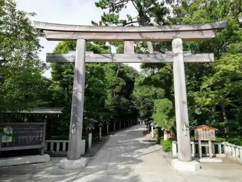 寒川神社の鳥居