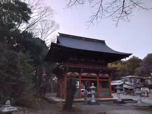 岩舟山高勝寺の山門・神門