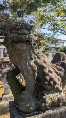 稲荷社（上条）の狛犬