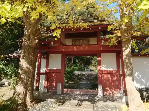 聖光寺の山門・神門