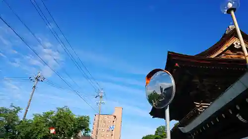 尾張大國霊神社（国府宮）の山門