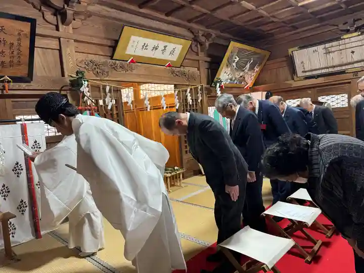 守りの神 藤基神社(新潟県)