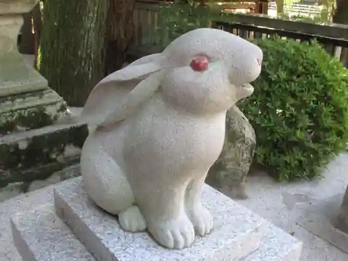 岡崎神社の狛犬